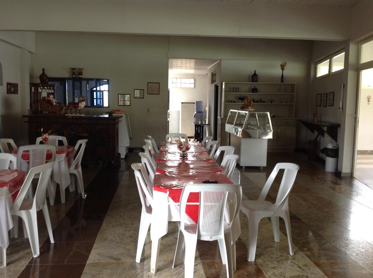 Hr Chales Pousada Itapemirim Bagian luar foto
