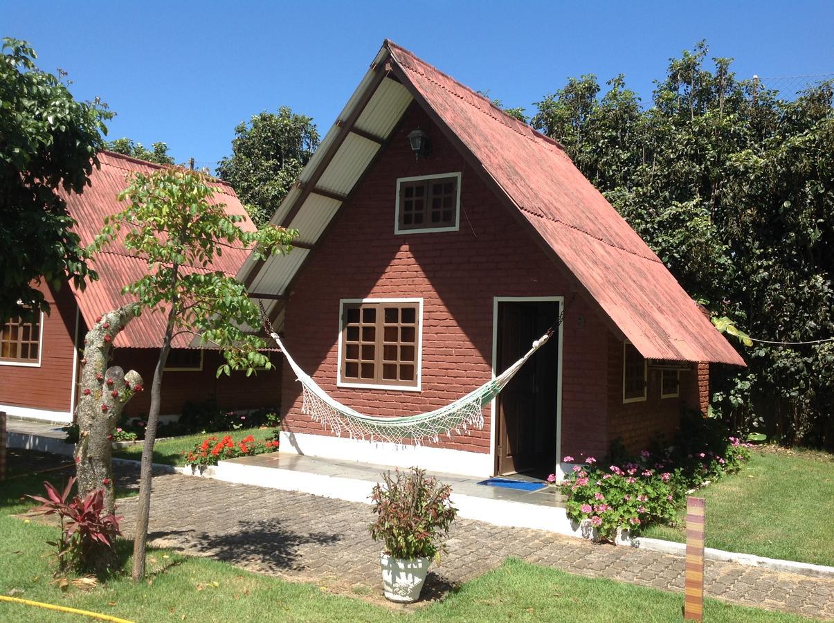 Hr Chales Pousada Itapemirim Bagian luar foto