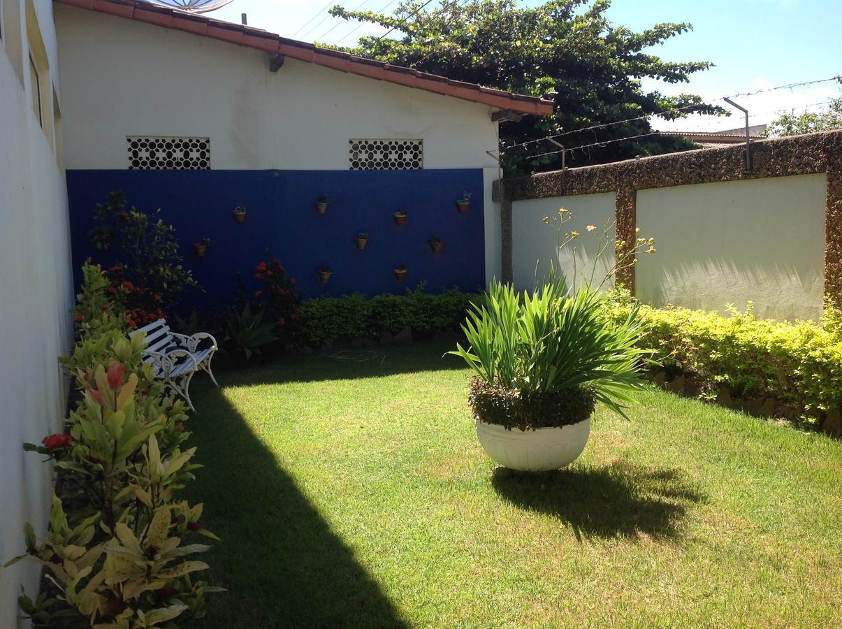 Hr Chales Pousada Itapemirim Bagian luar foto