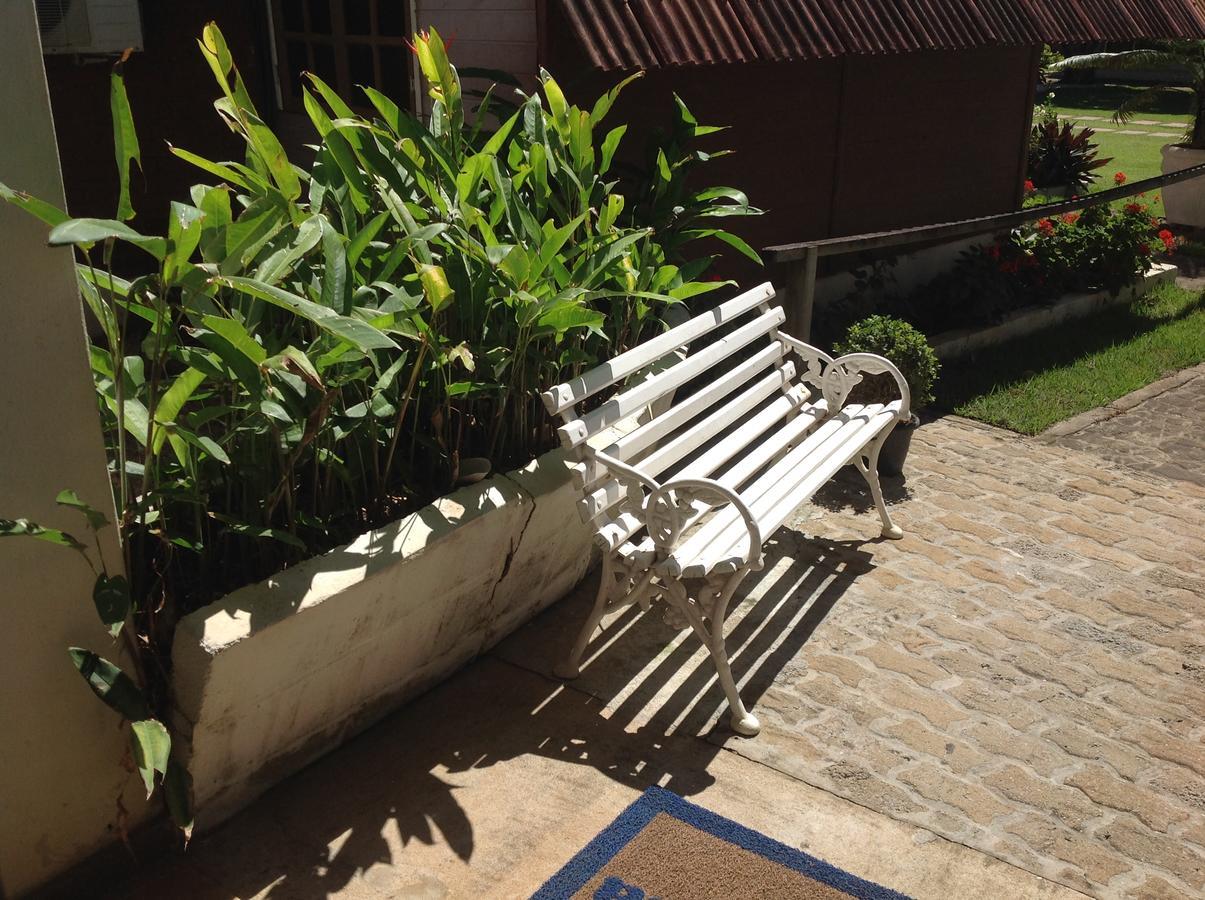 Hr Chales Pousada Itapemirim Bagian luar foto