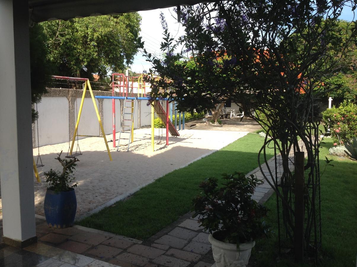 Hr Chales Pousada Itapemirim Bagian luar foto